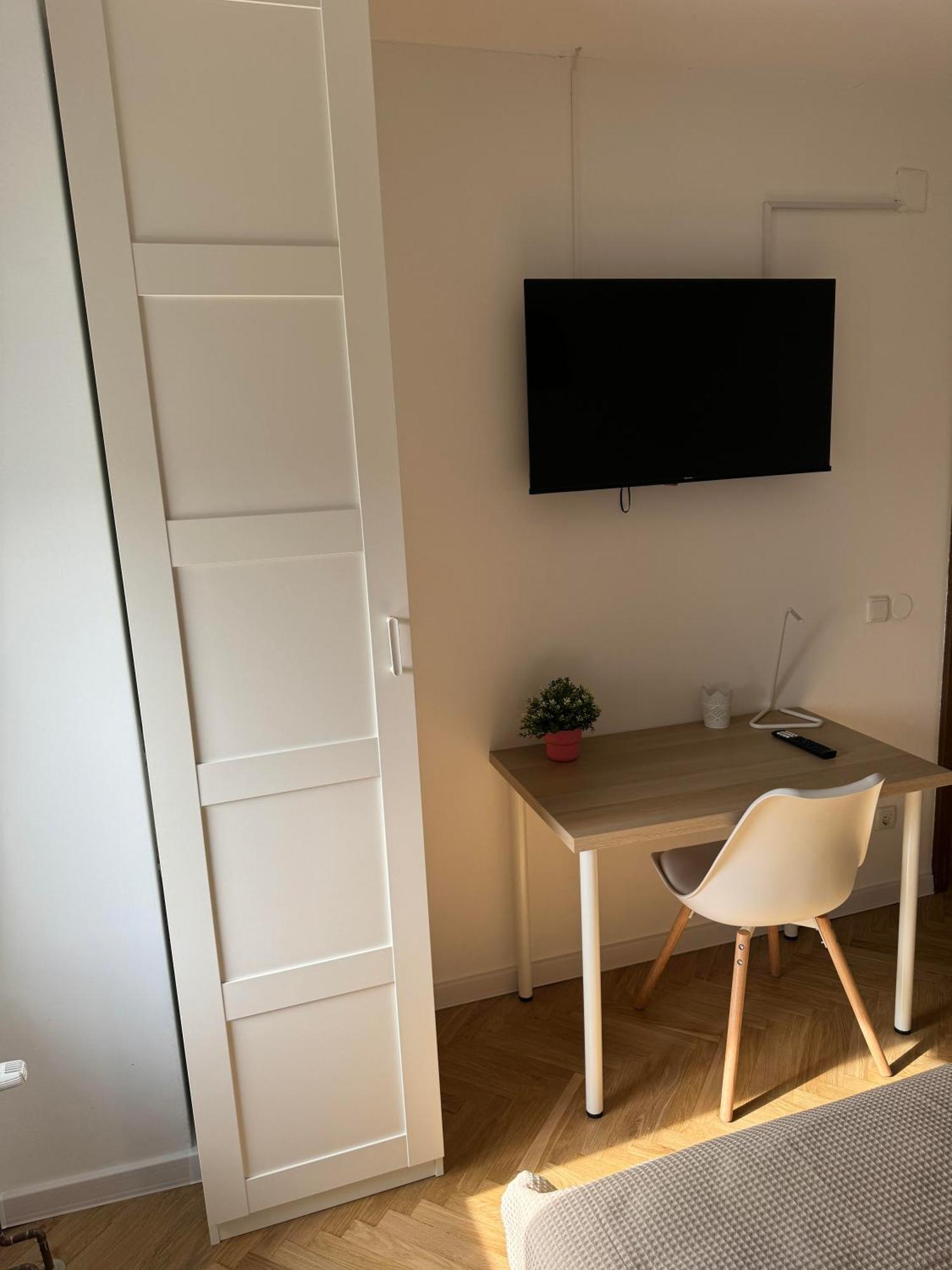 Apartman Tony Deluxe Near Zagreb Airport Velika Gorica Exteriér fotografie